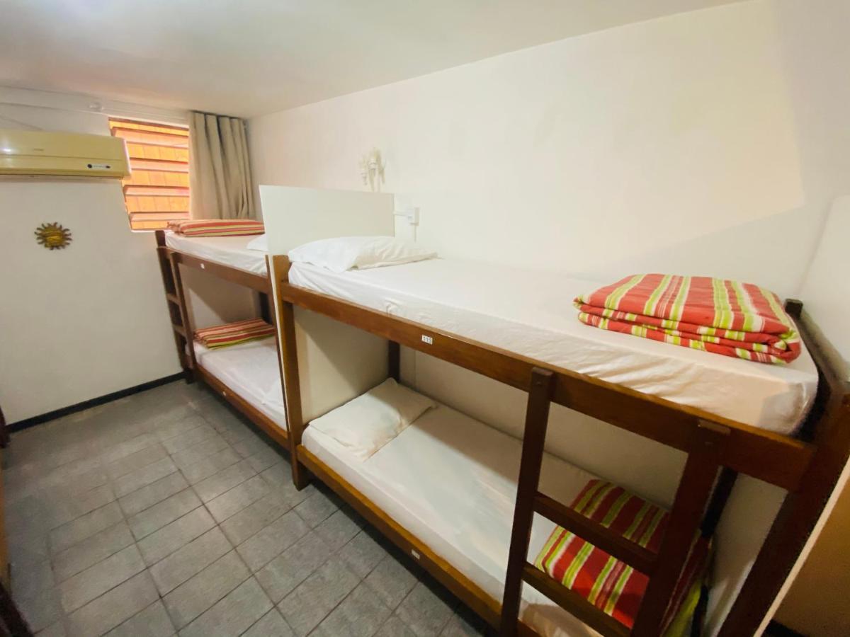 Quatro Ilhas Beach Hostel 봄비나스 외부 사진
