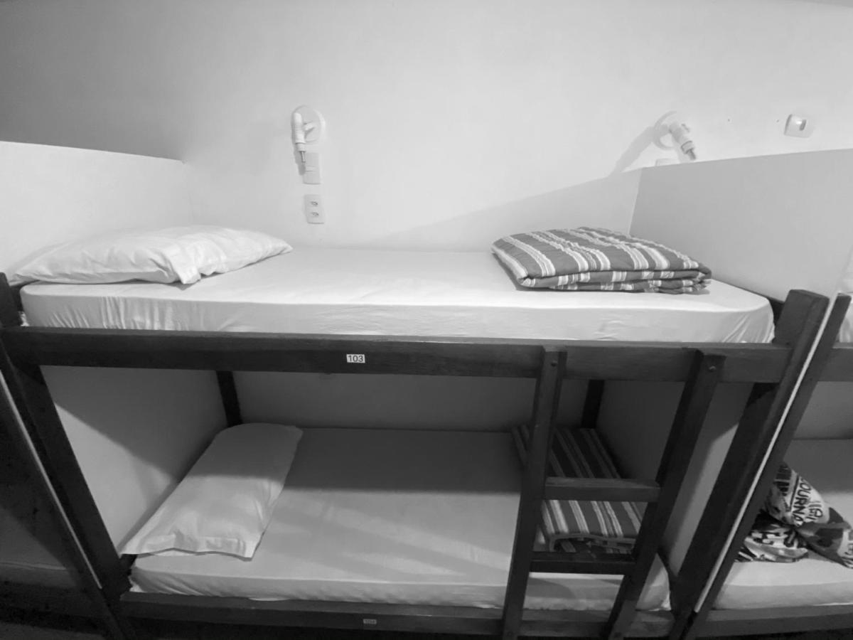 Quatro Ilhas Beach Hostel 봄비나스 외부 사진