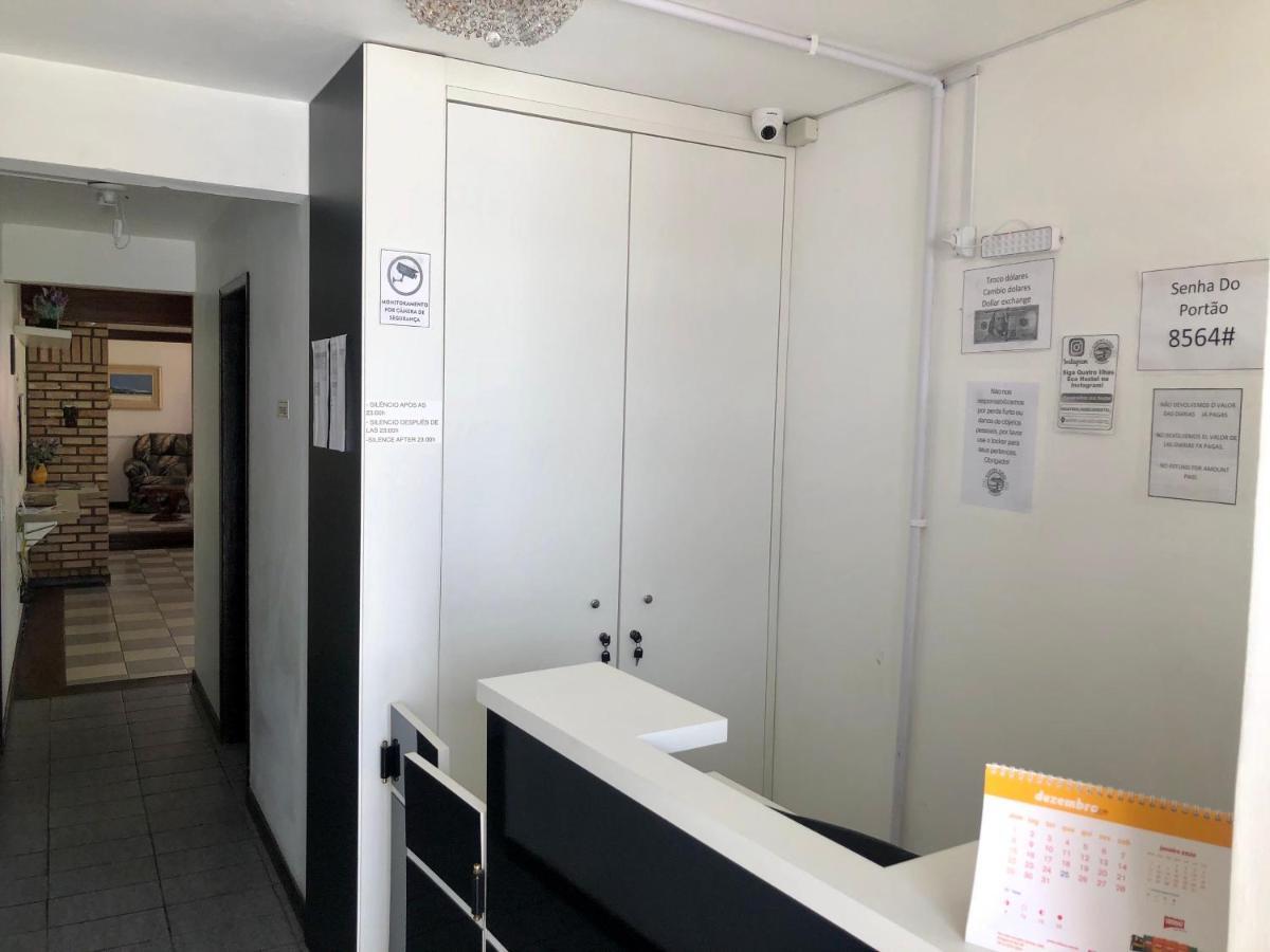 Quatro Ilhas Beach Hostel 봄비나스 외부 사진