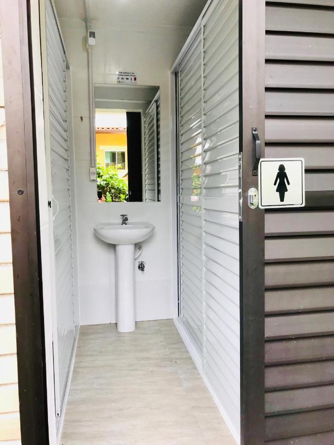 Quatro Ilhas Beach Hostel 봄비나스 외부 사진