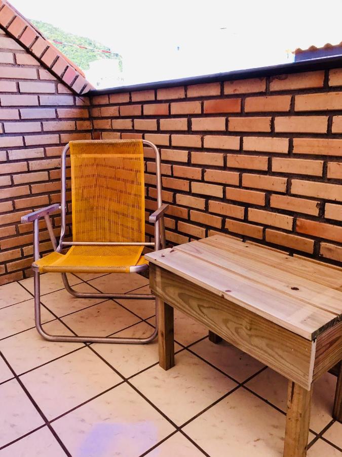 Quatro Ilhas Beach Hostel 봄비나스 외부 사진